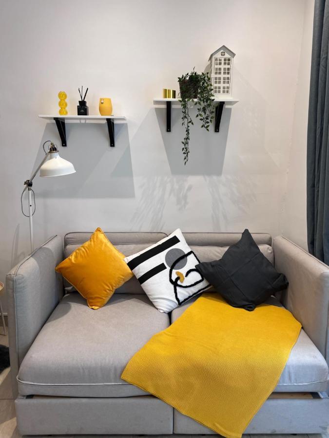Cozy Market-Square Retreat Located In The Heart Of The 10Th District Viena Exterior foto