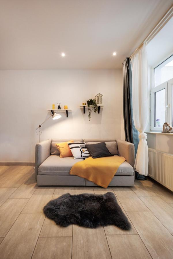Cozy Market-Square Retreat Located In The Heart Of The 10Th District Viena Exterior foto